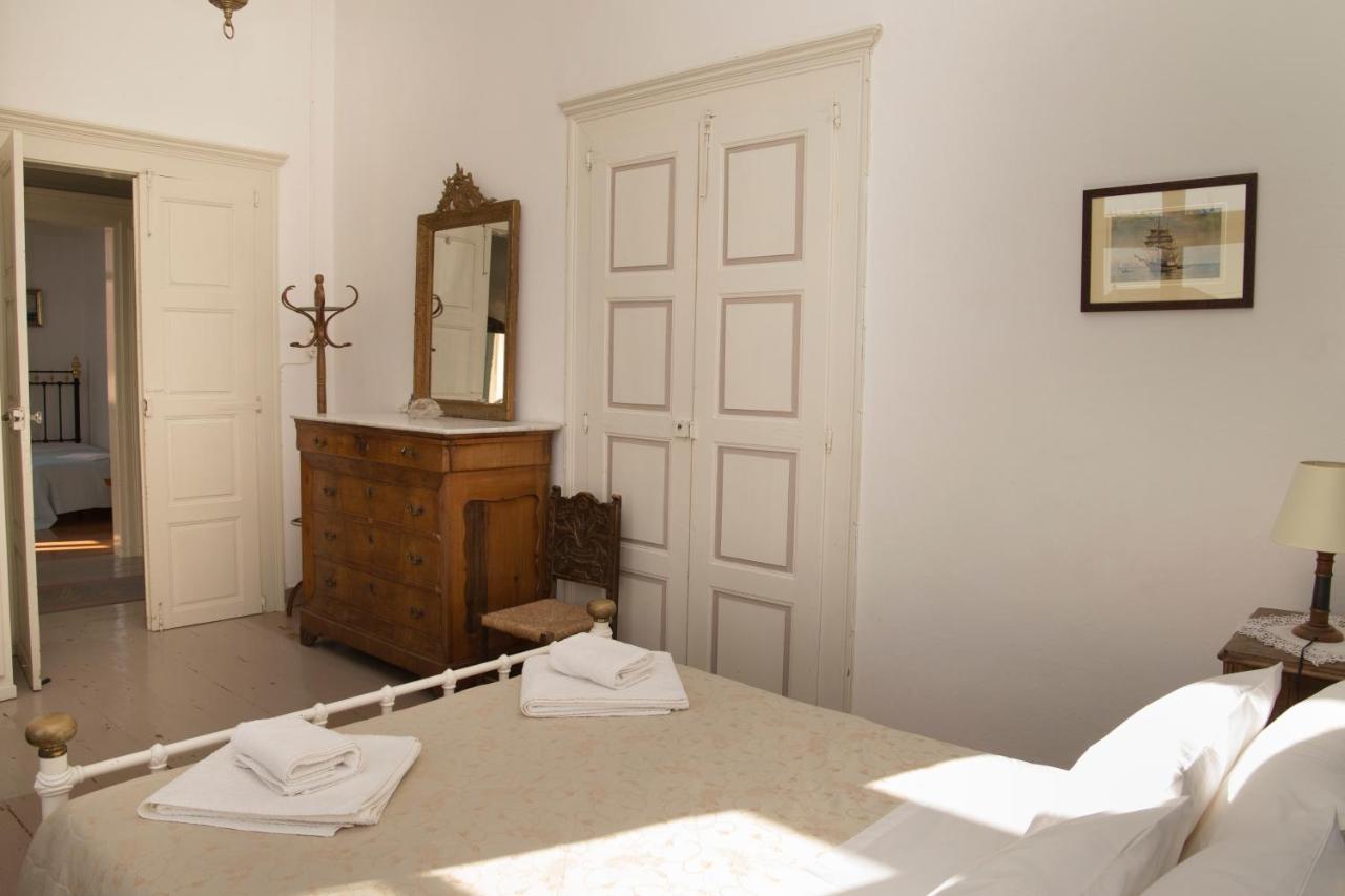 1861 Mansion Spetses Villa Exterior photo